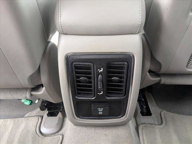 Used 2011 Jeep Grand Cherokee Laredo image 17