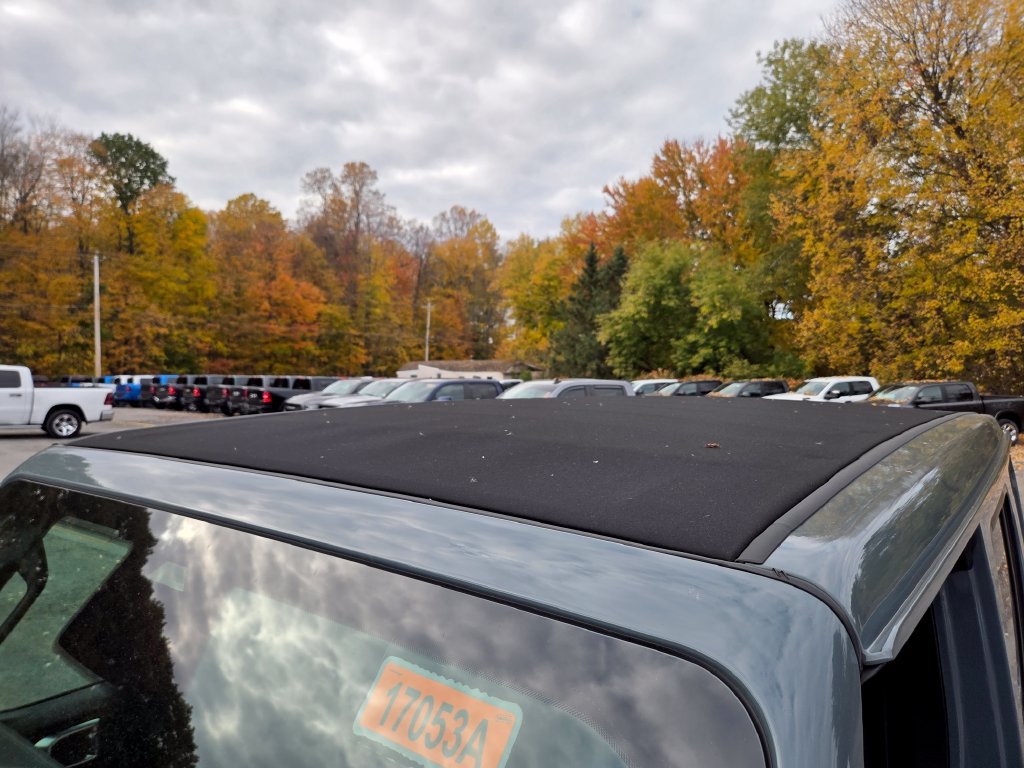 Used 2026 Jeep Wrangler Unlimited Sahara AWD/4WD image 25