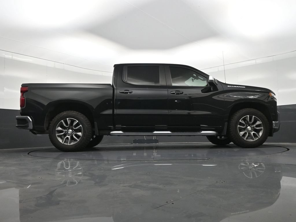 Used 2022 Chevrolet Silverado 1500 LT w/ Convenience Package II RWD image 29