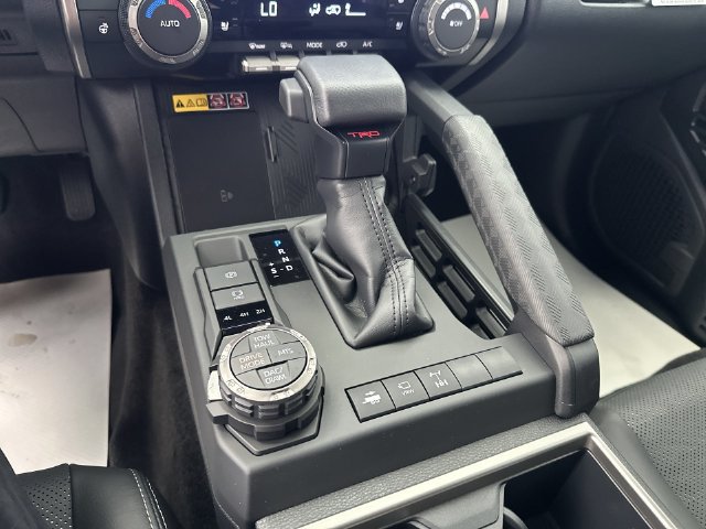 New 2026 Toyota 4Runner TRD Off-Road Premium w/ Tow Technology Package AWD/4WD image 32