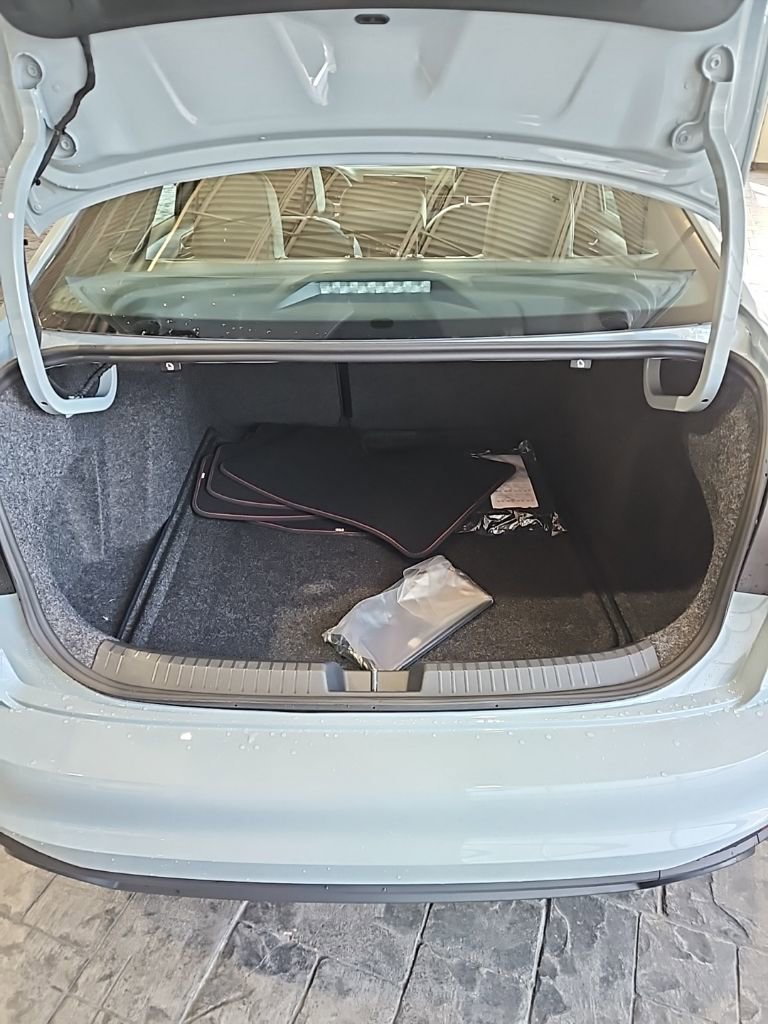 New 2026 Volkswagen Jetta GLI Autobahn FWD image 19