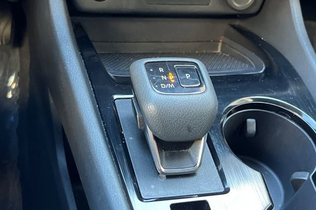 Used 2024 Nissan Rogue S image 27