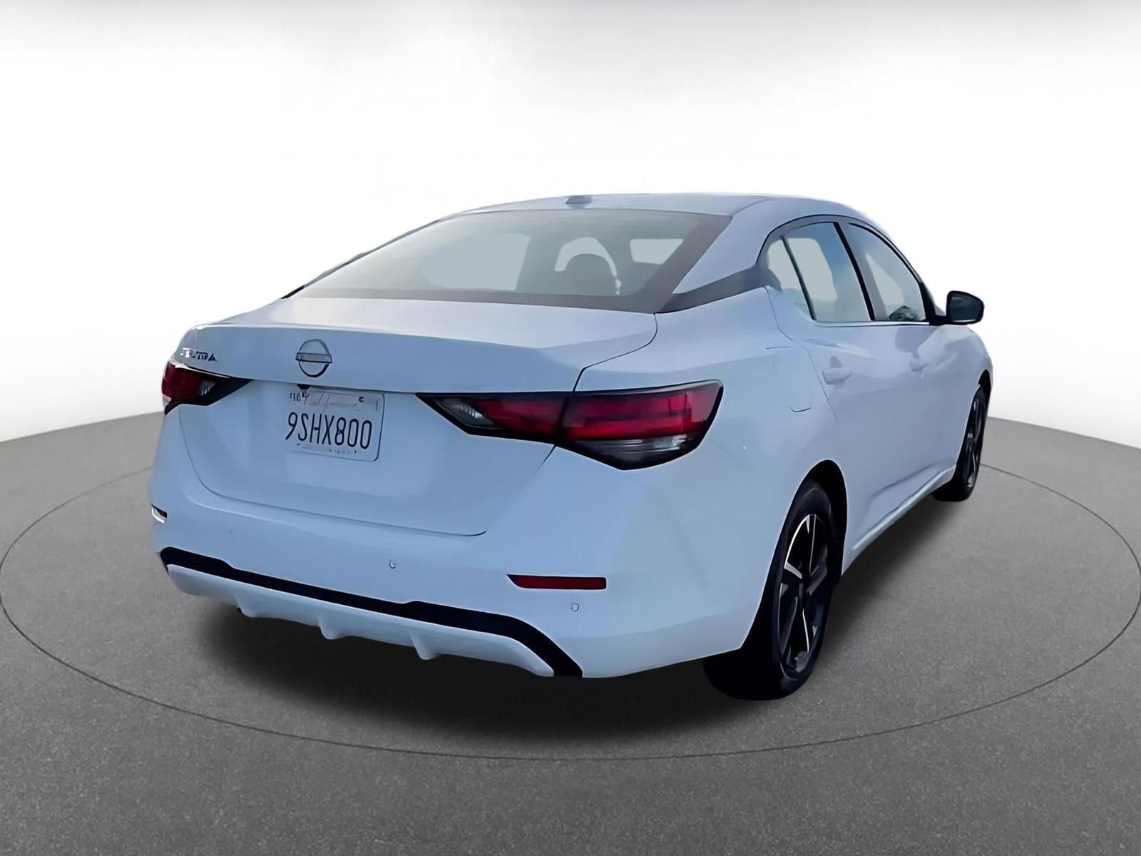 Used 2025 Nissan Sentra SV FWD image 15