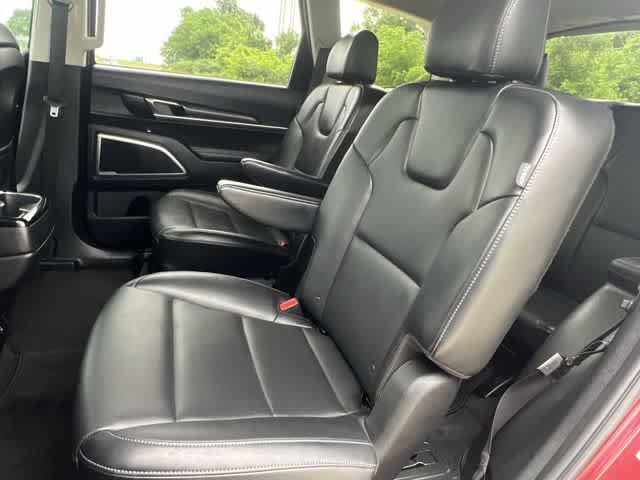 Used 2024 Kia Telluride S w/ S Sunroof Package image 14