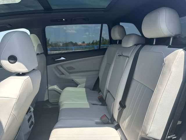 Used 2021 Volkswagen Atlas Cross Sport SE w/ Panoramic Sunroof Package FWD image 27