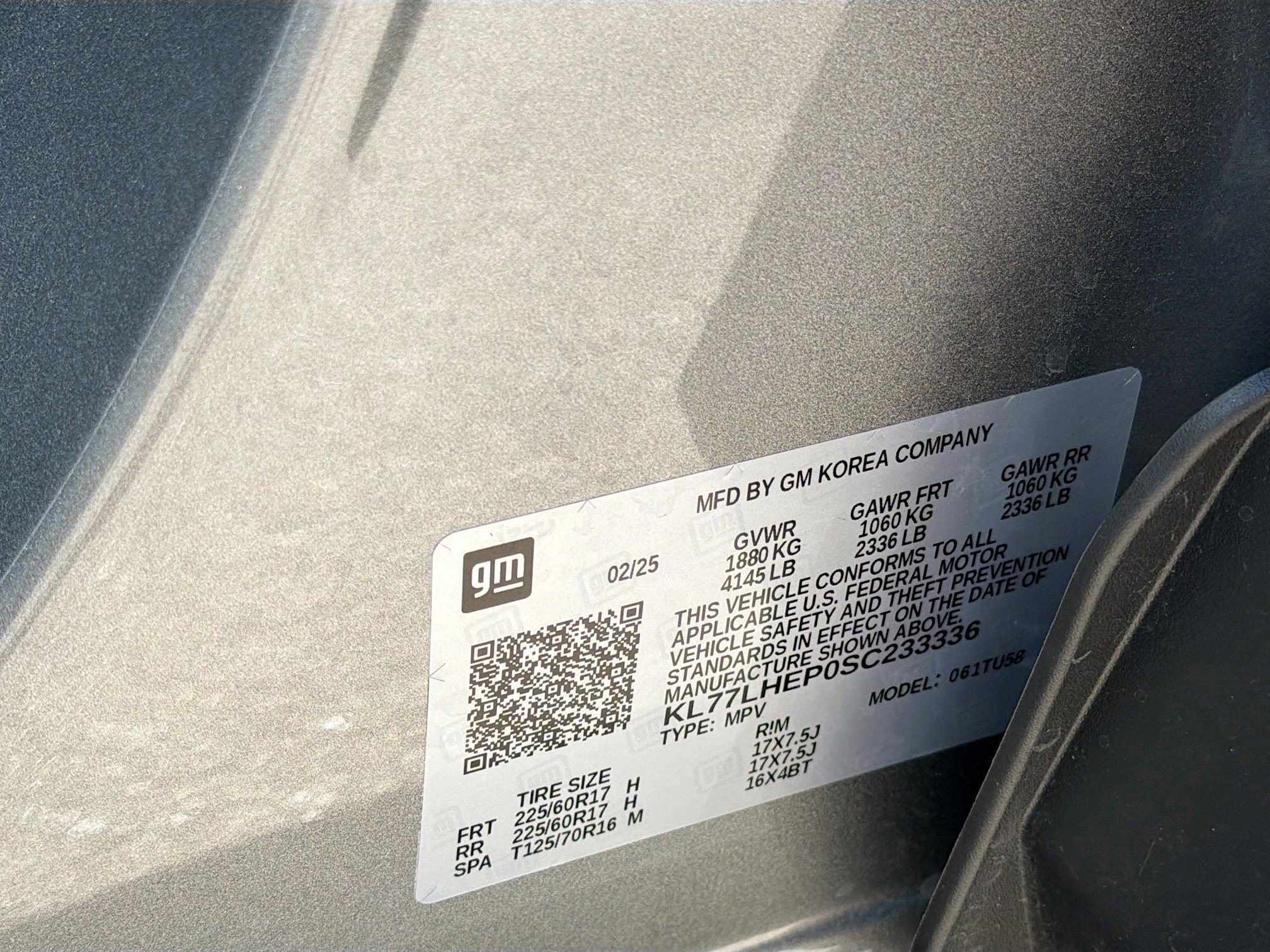 Used 2025 Chevrolet Trax LT w/ LT Convenience Package image 38