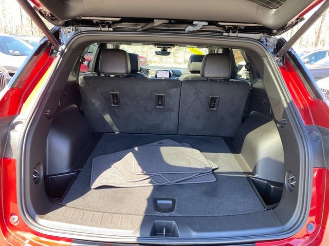 Used 2022 Chevrolet Blazer RS w/ Enhanced Convenience Package image 32
