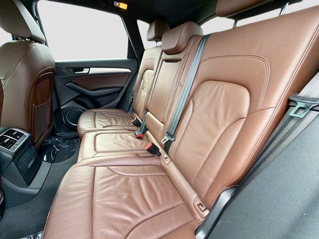 Used 2017 Audi Q5 2.0T Premium Plus w/ Technology Package image 21