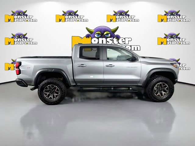 Used 2024 Chevrolet Colorado ZR2 AWD/4WD image 4