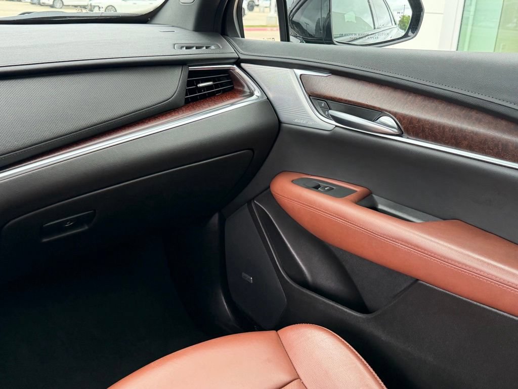Used 2023 Cadillac XT5 Sportv w/ Technology Package AWD/4WD image 21