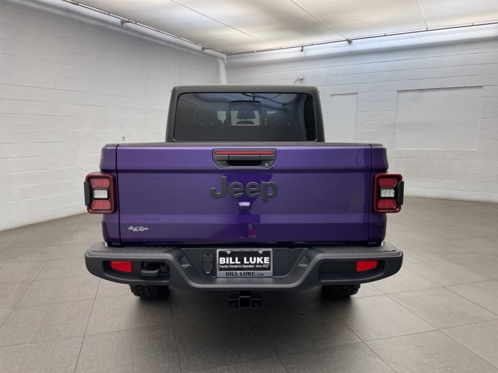 New 2026 Jeep Gladiator Mojave AWD/4WD image 4