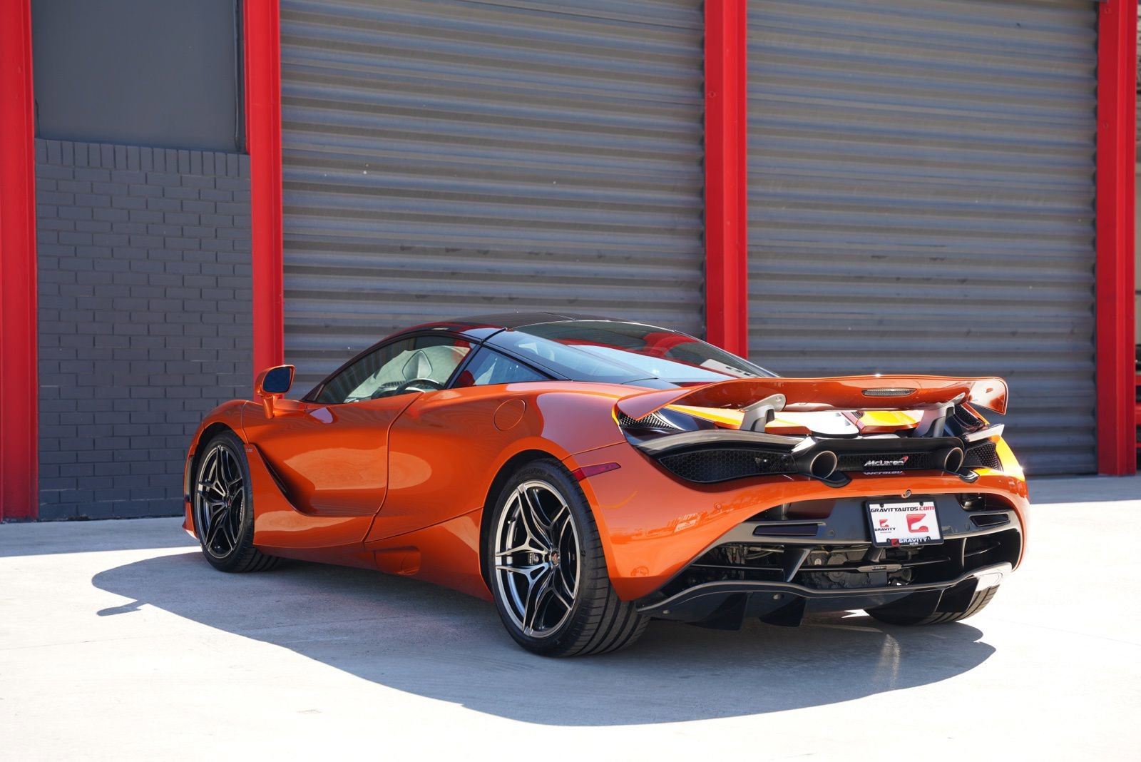 Used 2018 McLaren 720S Luxury image 9