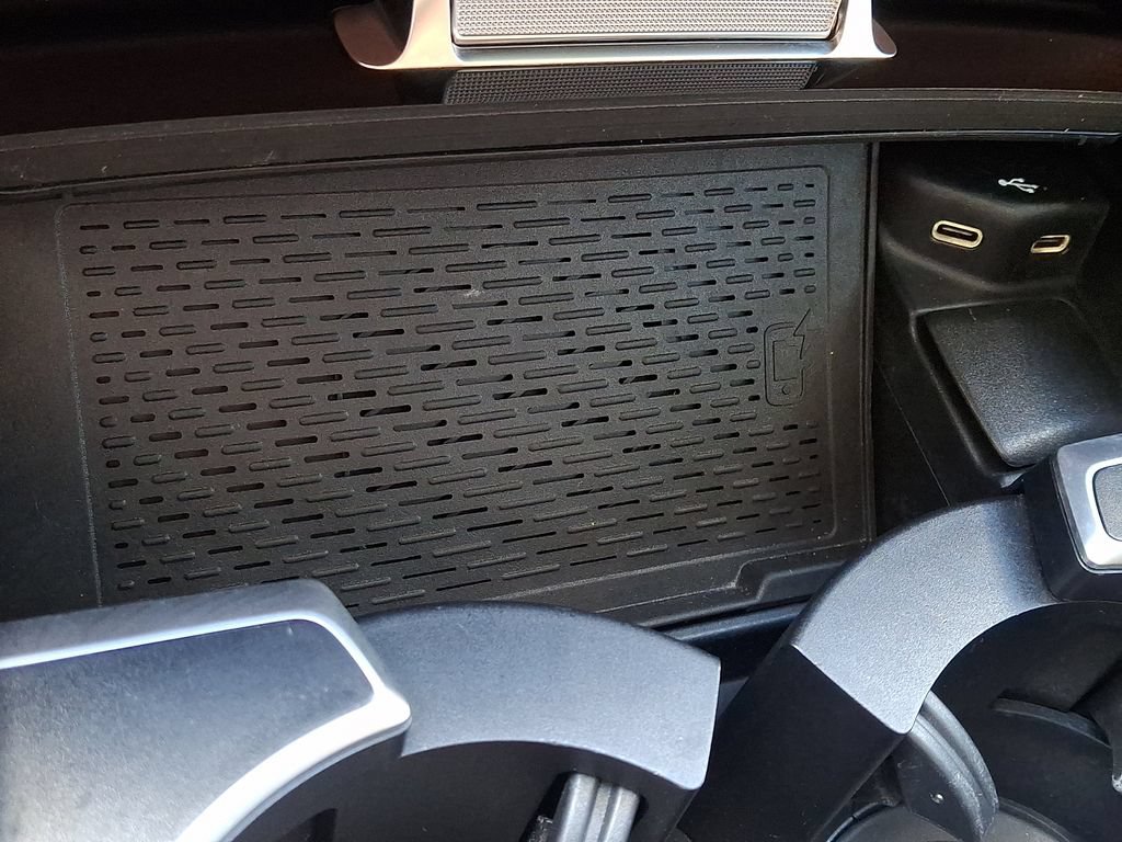 Used 2024 Mercedes-Benz GLE 450 4MATIC image 25