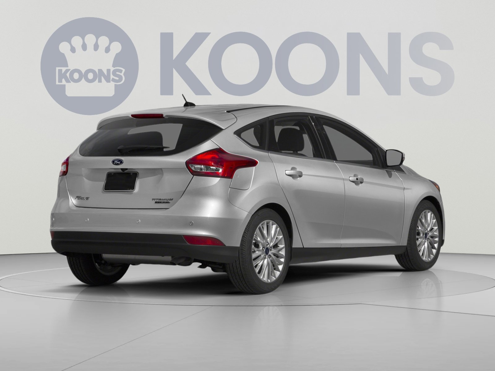 Used 2017 Ford Focus Titanium FWD image 2