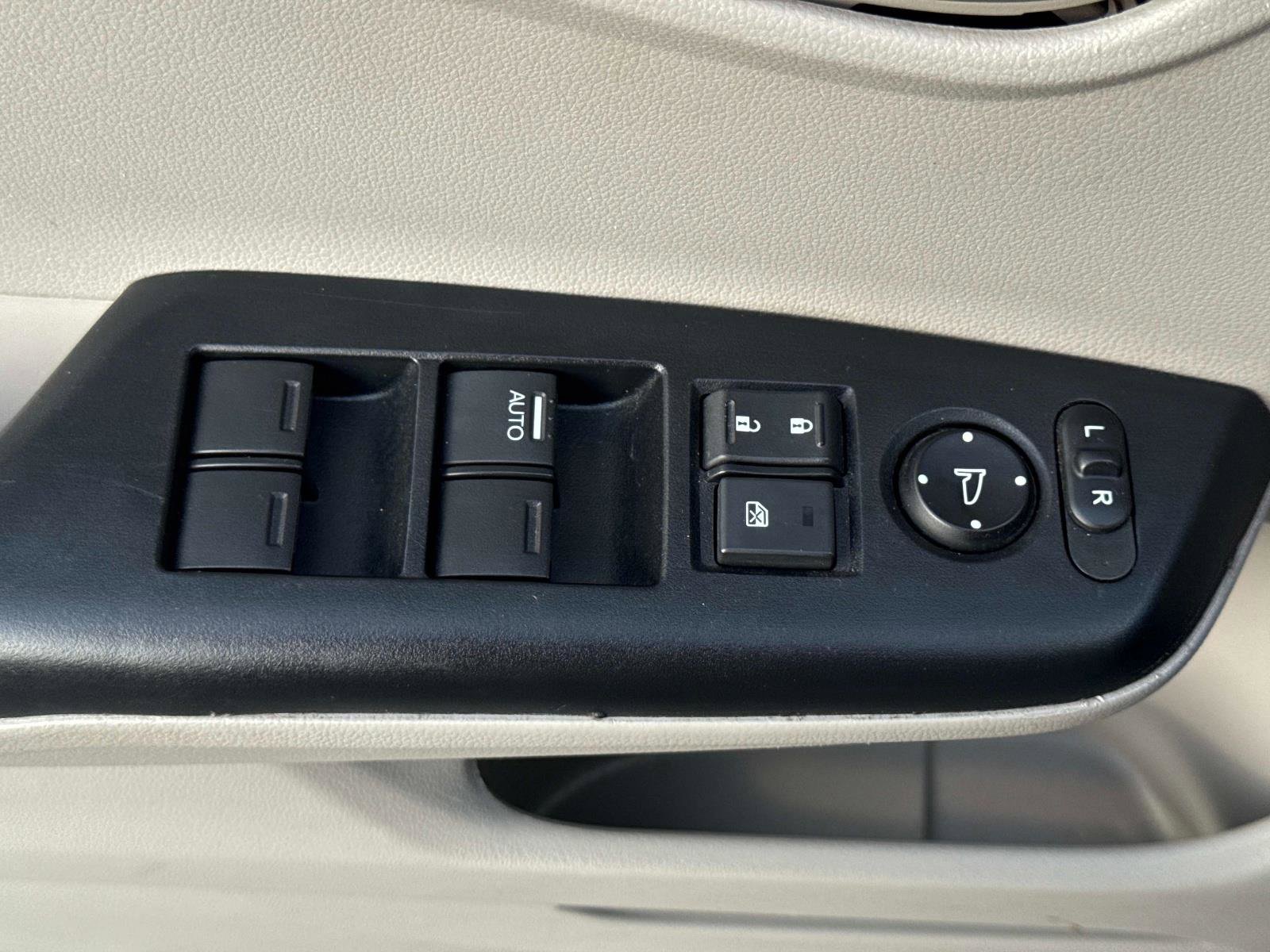 Used 2012 Honda Civic LX image 18