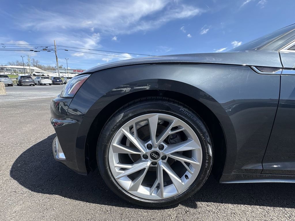 Used 2022 Audi A5 2.0T Premium Plus w/ Premium Plus image 18