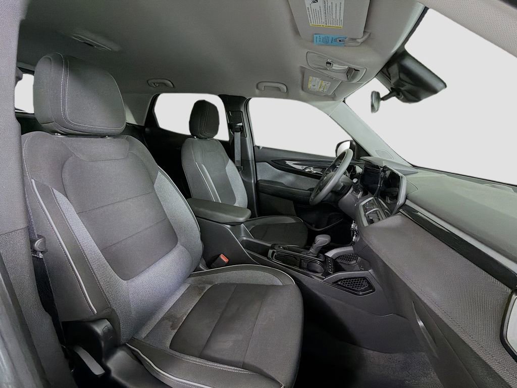 Used 2024 Chevrolet TrailBlazer LS w/ LS Convenience Package image 29