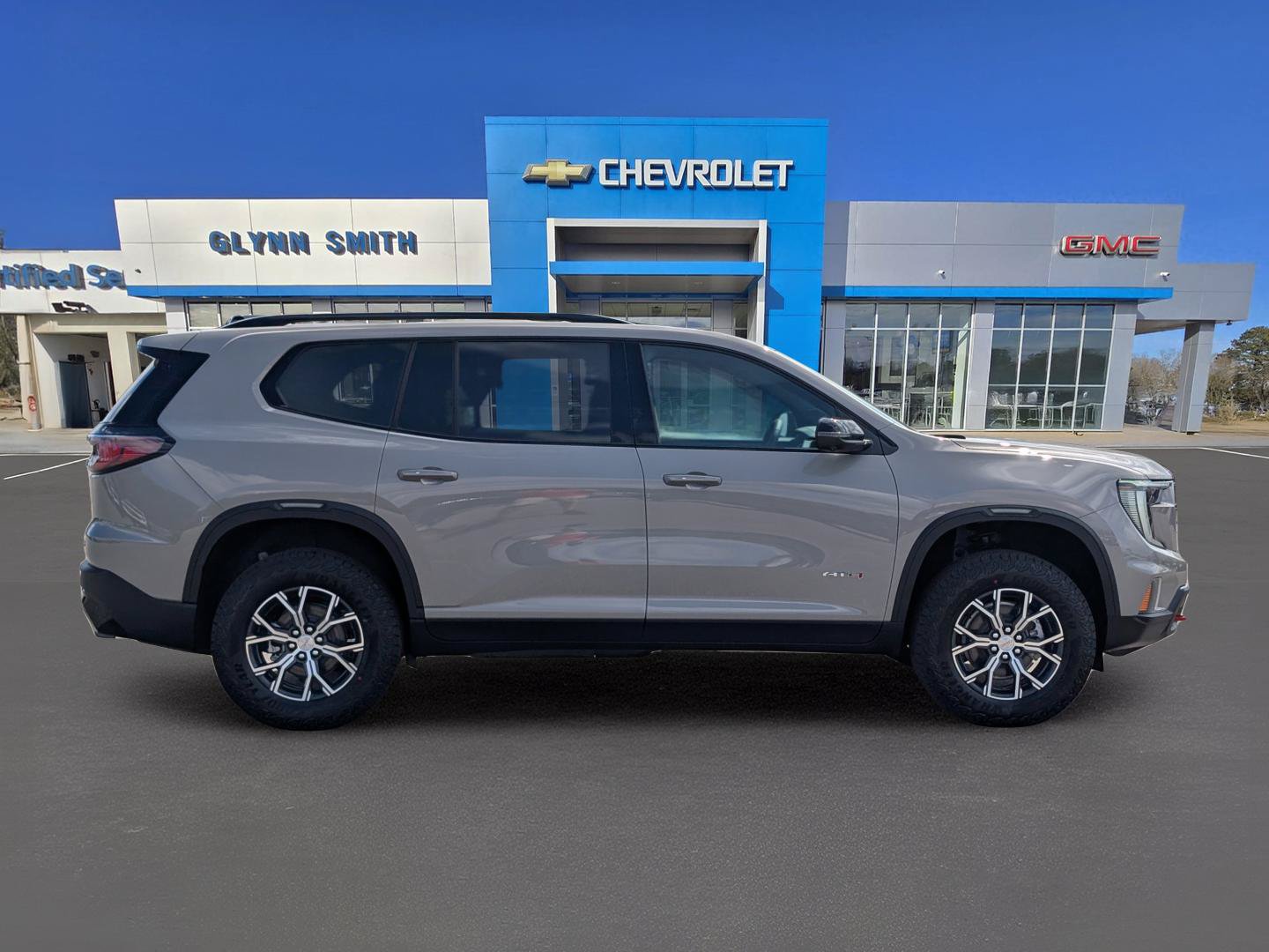 New 2026 GMC Acadia AT4 w/ LPO, Floor Liner Package AWD/4WD image 37