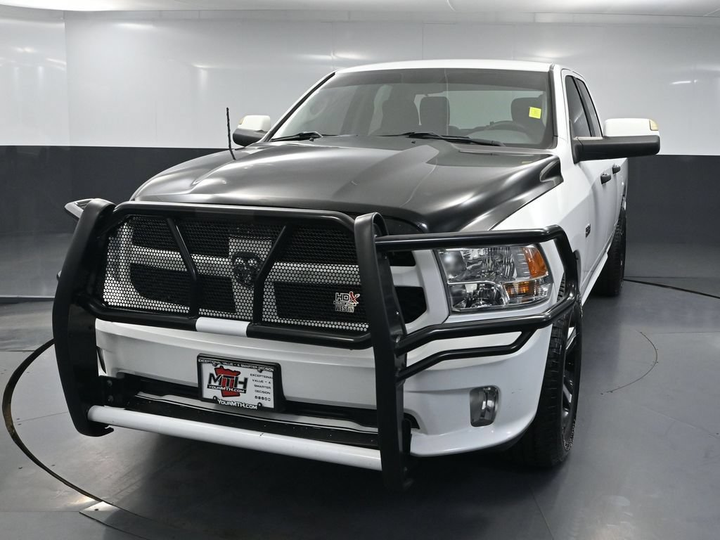 Used 2019 RAM 1500 Express w/ Express Value Package AWD/4WD image 9