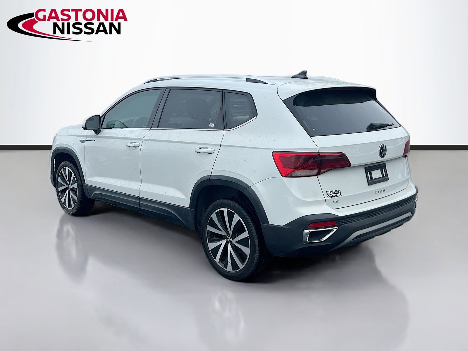 Used 2022 Volkswagen Taos SE image 6