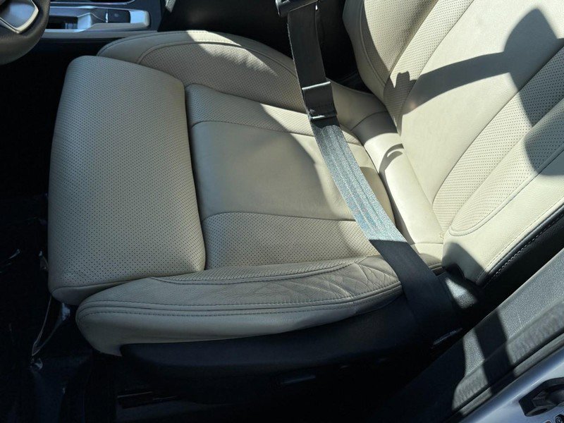 Used 2020 Subaru Ascent Limited w/ Technology Package image 27