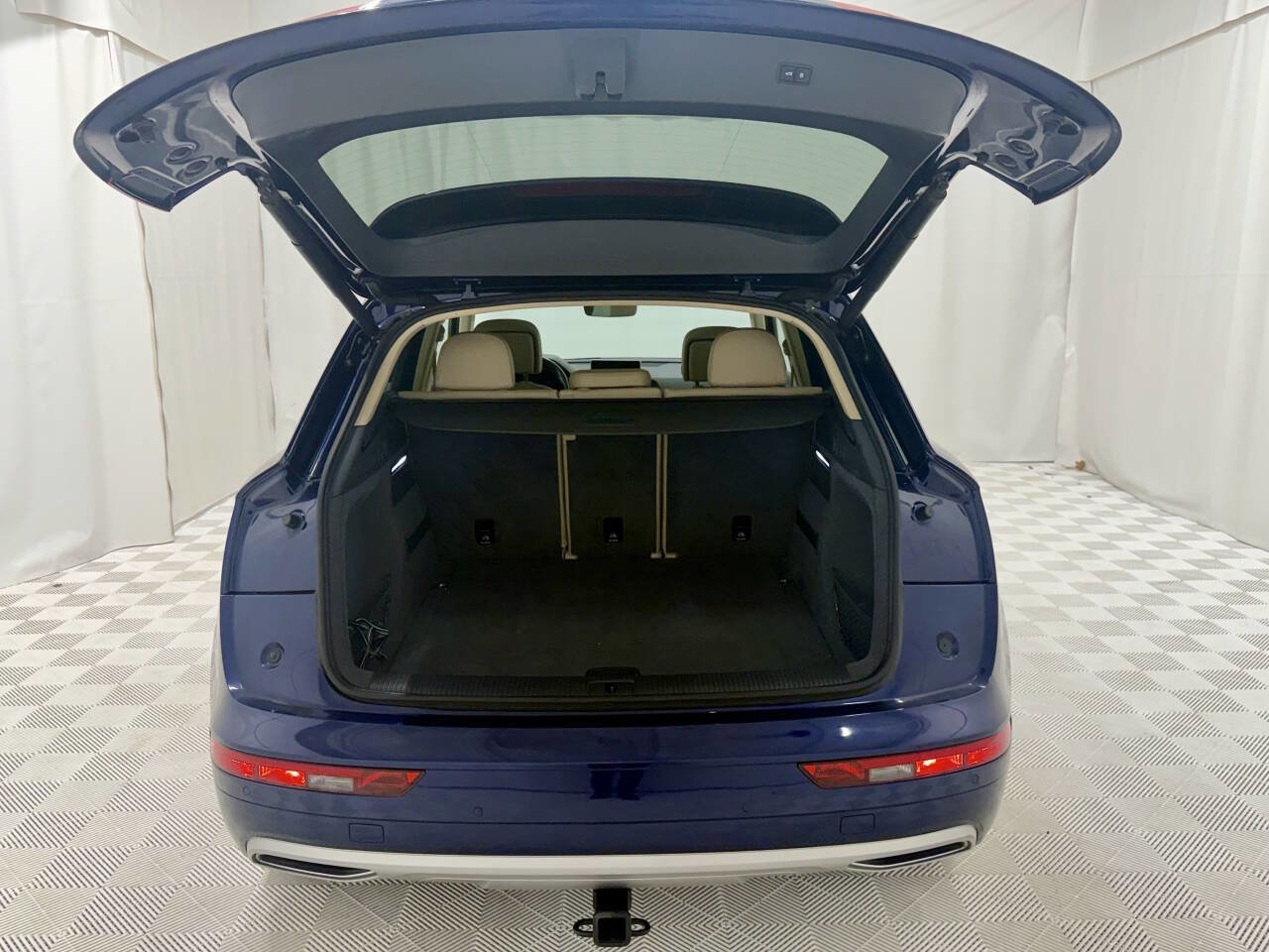 Used 2018 Audi Q5 2.0T Premium Plus w/ Premium Plus Package image 25