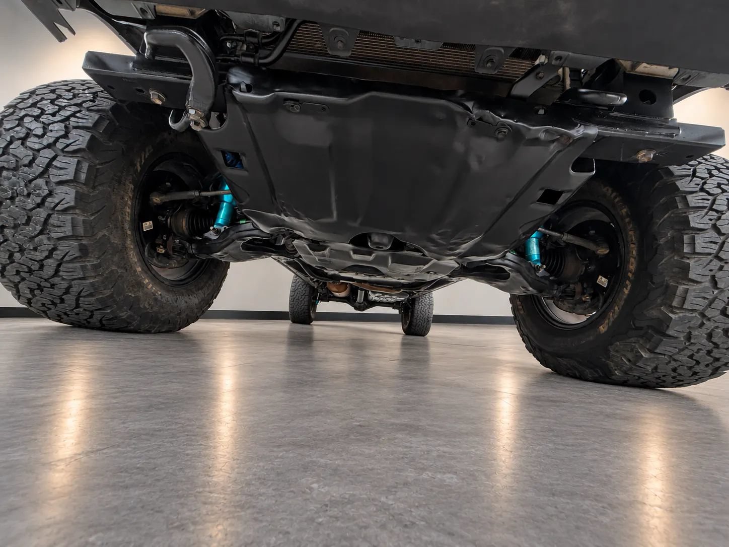 Used 2022 Toyota Tacoma TRD Off-Road w/ TRD Premium Off Road Package AWD/4WD image 29