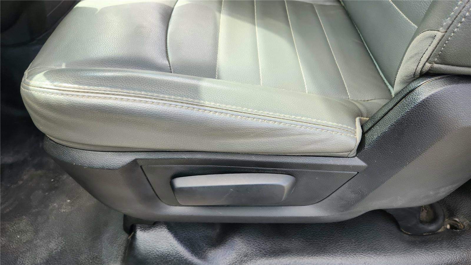 Used 2016 RAM 2500 Tradesman w/ Power & Remote Entry Group image 15