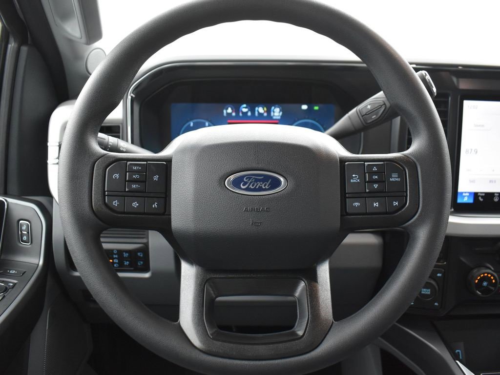 New 2025 Ford F350 XLT w/ Black Appearance Package image 17