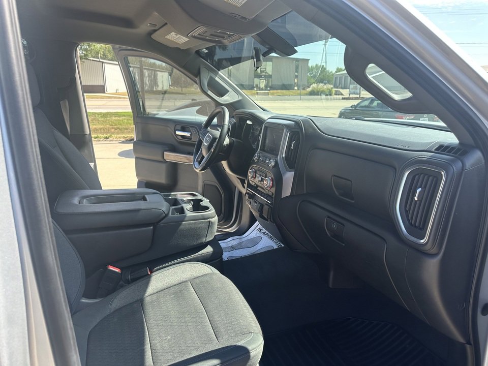 Used 2019 GMC Sierra 1500 SLE w/ SLE Value Package image 19