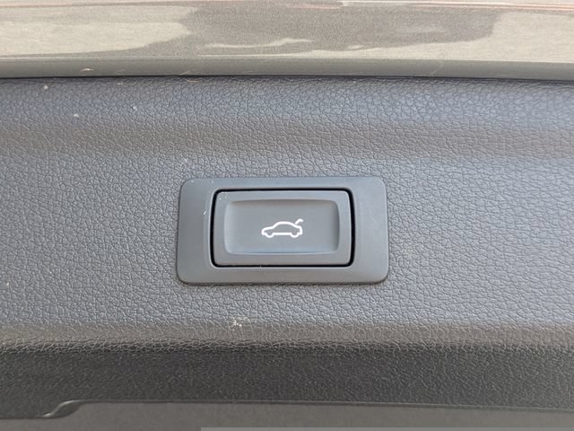 Used 2021 Audi Q3 2.0T Premium AWD/4WD image 14
