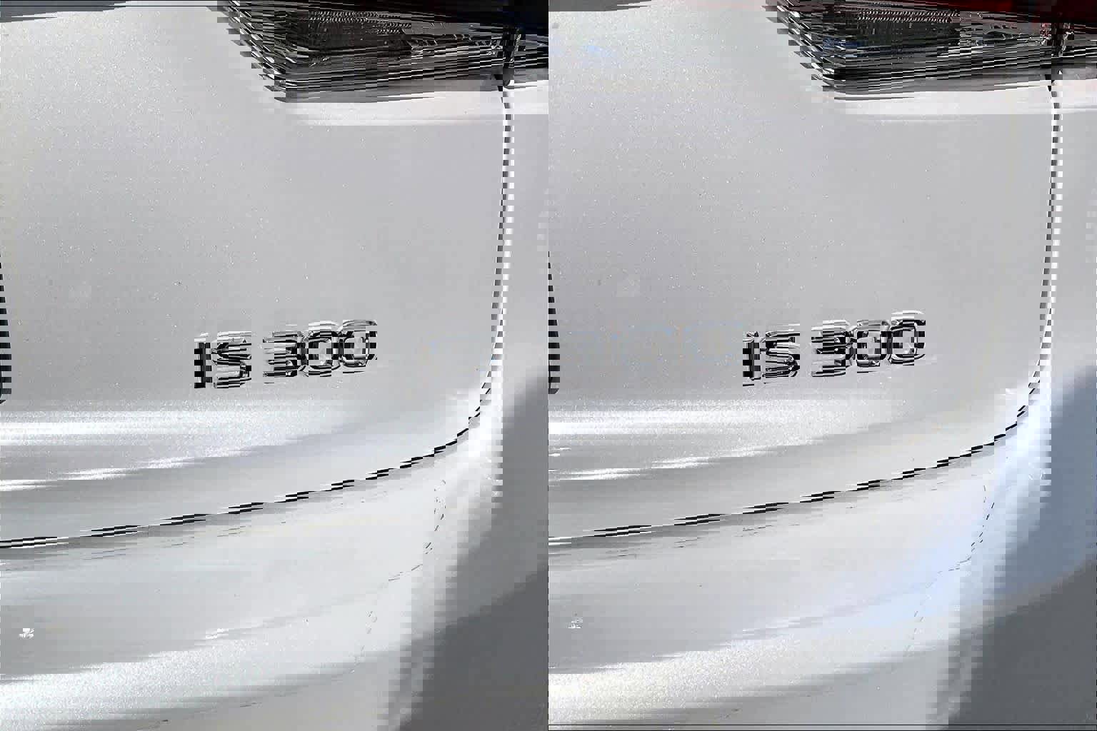 Used 2020 Lexus IS 300 w/ Accessory Package 2 image 32