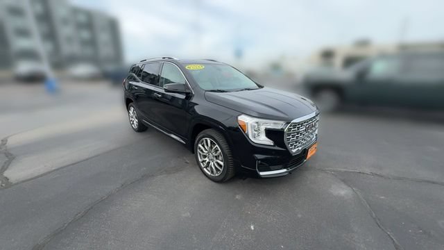 Used 2022 GMC Terrain Denali w/ LPO, Floor Liner Package AWD/4WD image 2