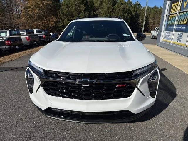 New 2026 Chevrolet Trax RS w/ Driver Confidence Package image 2