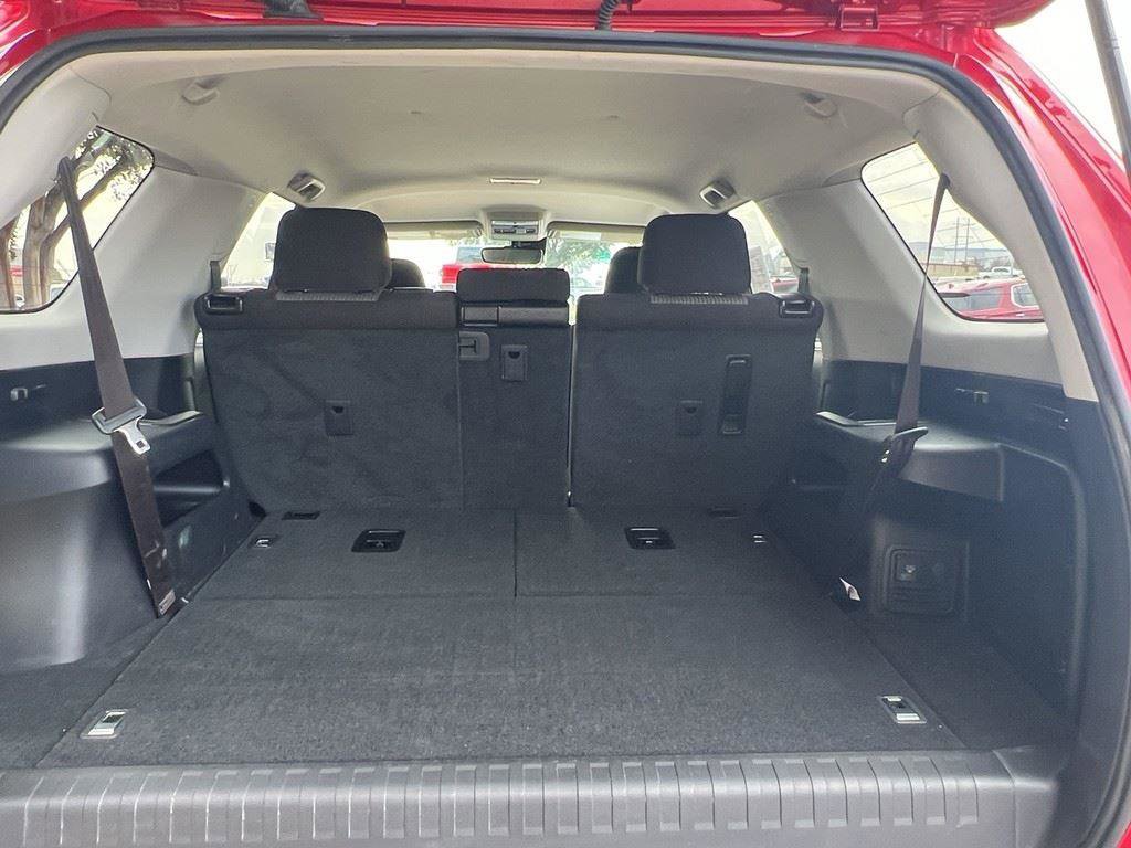 Used 2022 Toyota 4Runner SR5 image 10