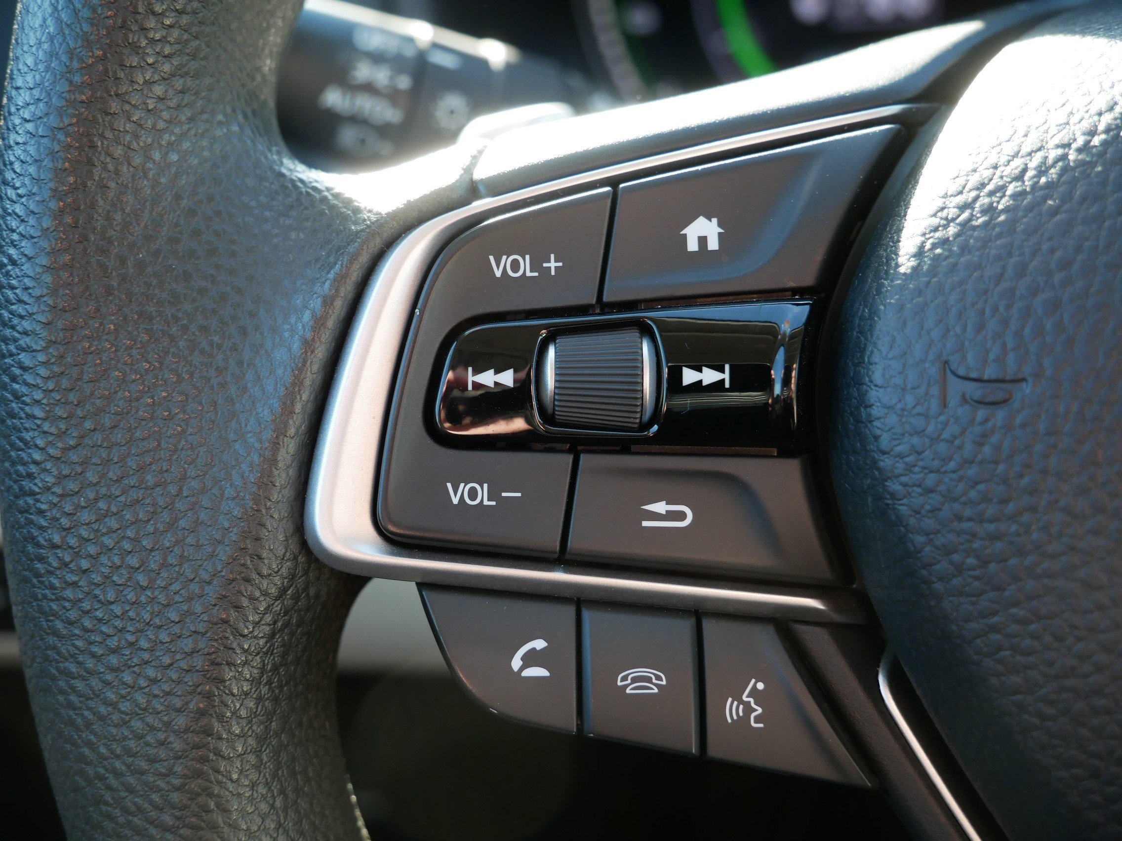 Certified 2021 Honda Accord EX image 31