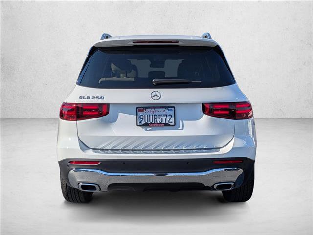 Certified 2025 Mercedes-Benz GLB 250 image 7