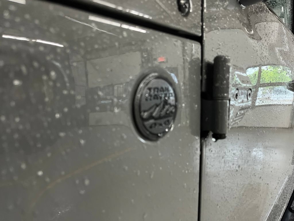 Used 2023 Jeep Wrangler Unlimited Sport AWD/4WD image 7
