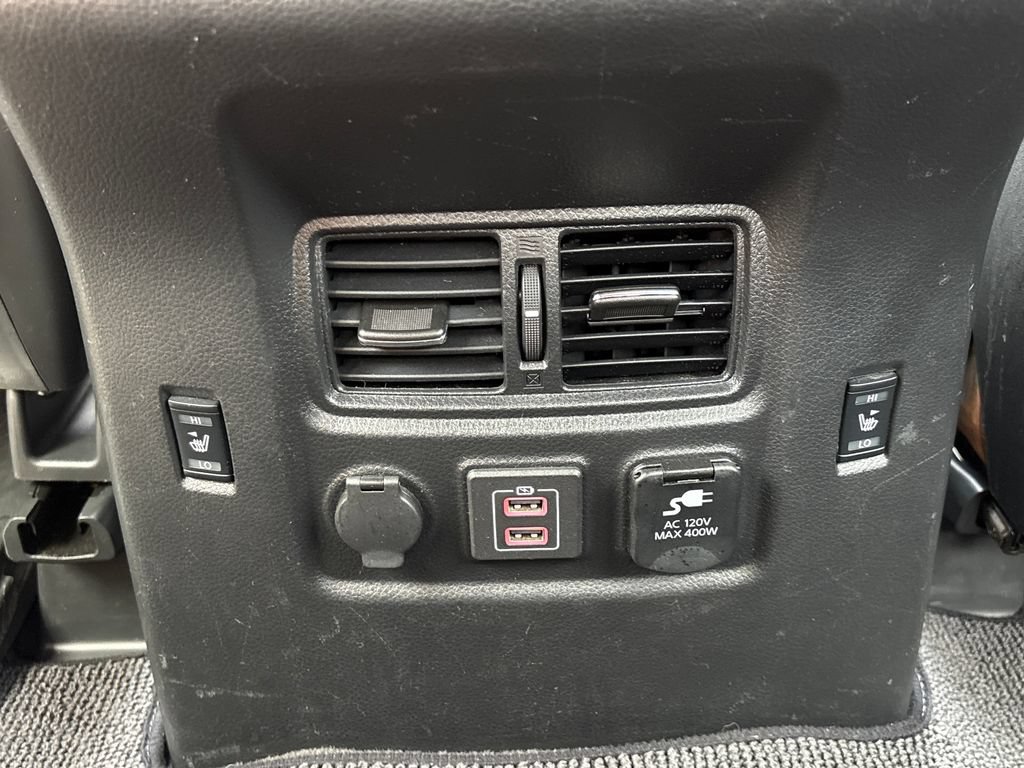 Used 2022 Nissan Titan PRO-4X w/ Pro-4x Convenience Package AWD/4WD image 24