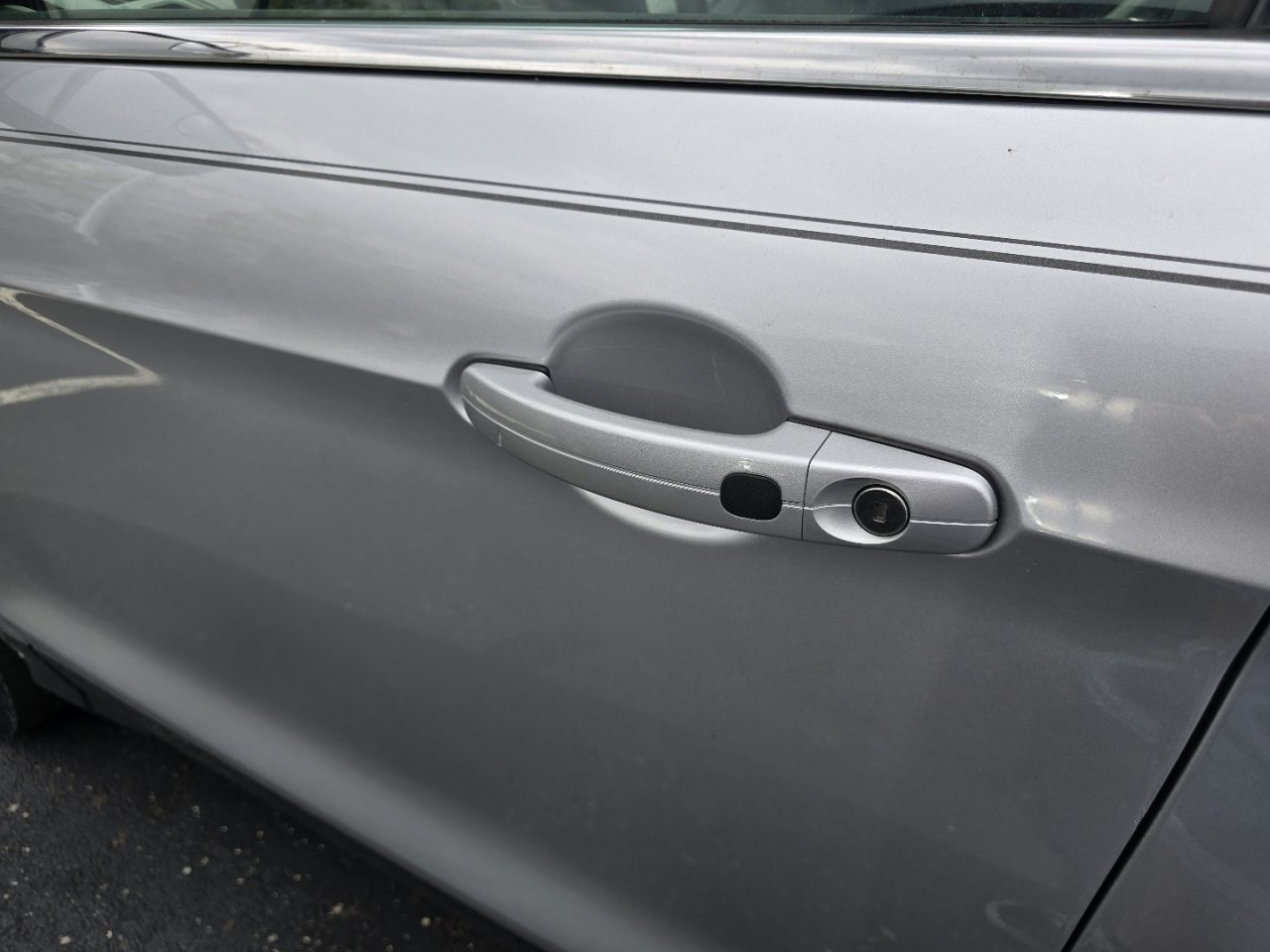 Used 2019 Ford Escape SE image 24