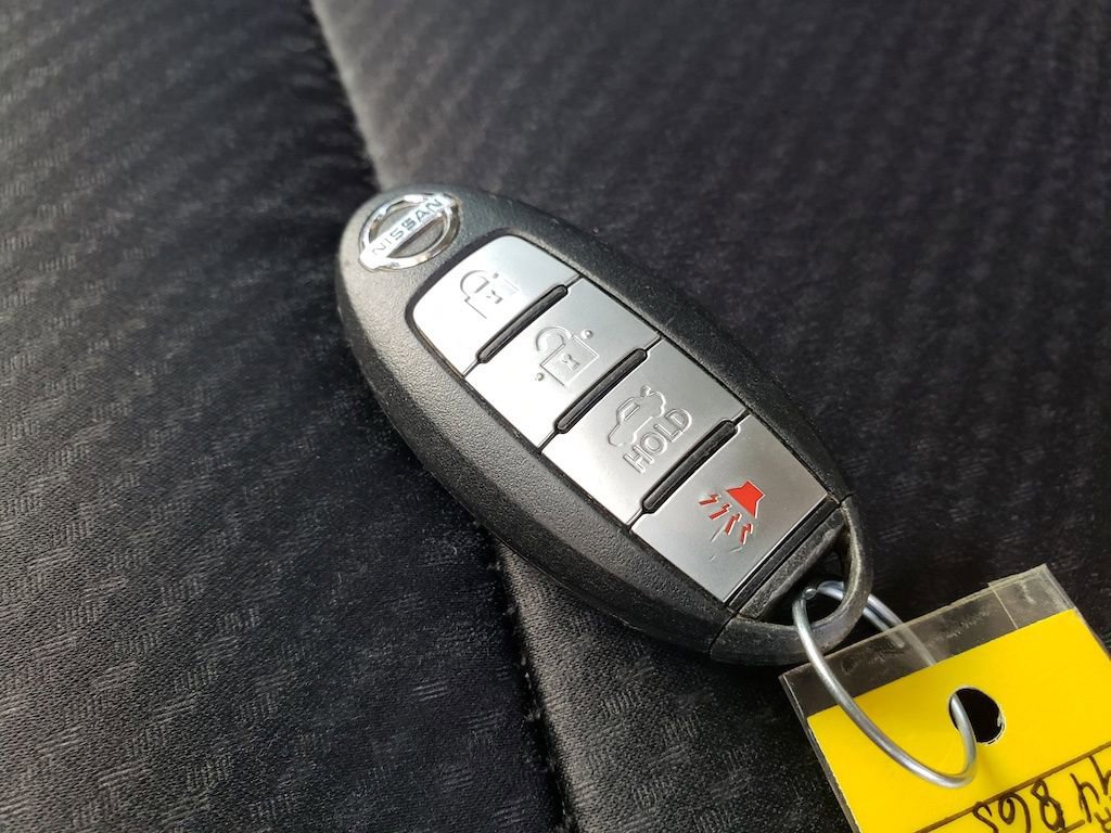 Used 2016 Nissan Altima 2.5 SR w/ LED Appearance Package image 26