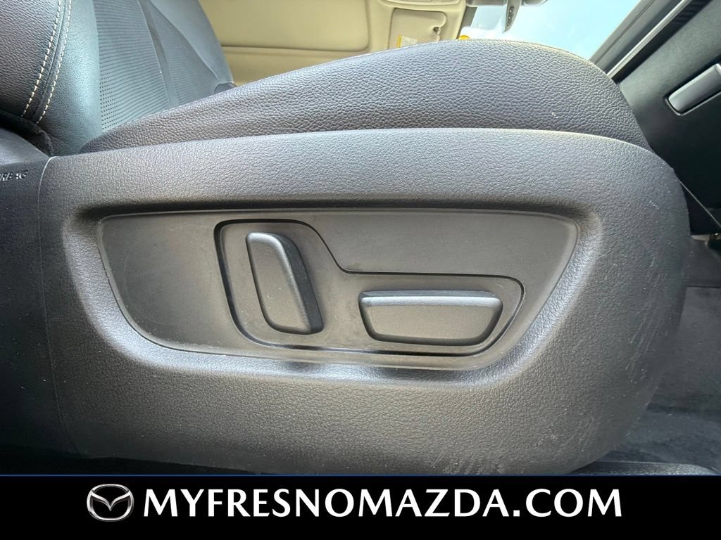 Certified 2024 MAZDA CX-90 Plug-In Hybrid w/ Premium Pkg AWD/4WD image 15