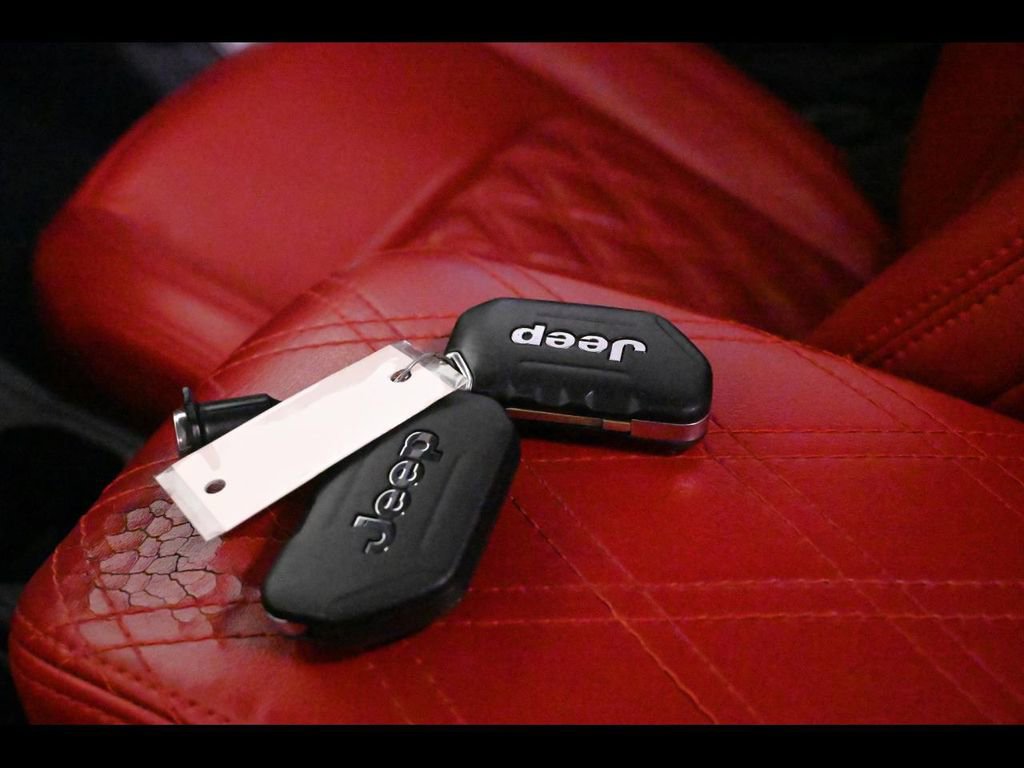 Used 2021 Jeep Wrangler Unlimited Sport image 17