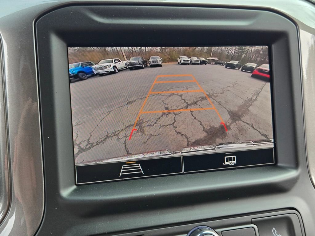 New 2026 GMC Sierra 1500 Pro w/ Pro Value Package AWD/4WD image 18