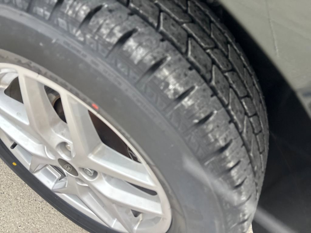 Used 2024 Ford Edge SEL w/ Convenience Package image 8