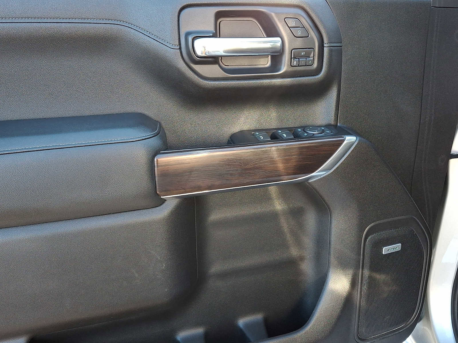 Used 2019 GMC Sierra 1500 SLT w/ SLT Premium Plus Package image 12