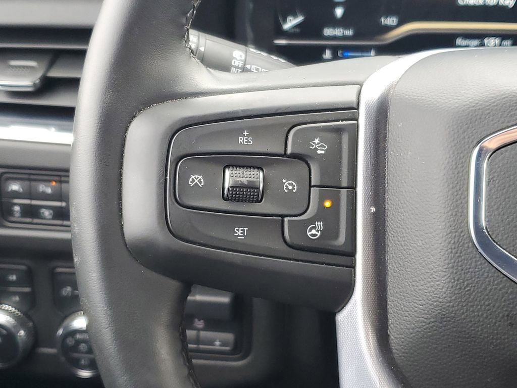 Certified 2024 GMC Yukon XL SLT w/ SLT Luxury Package image 14