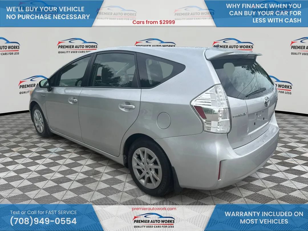 Used 2012 Toyota Prius V Two FWD image 7