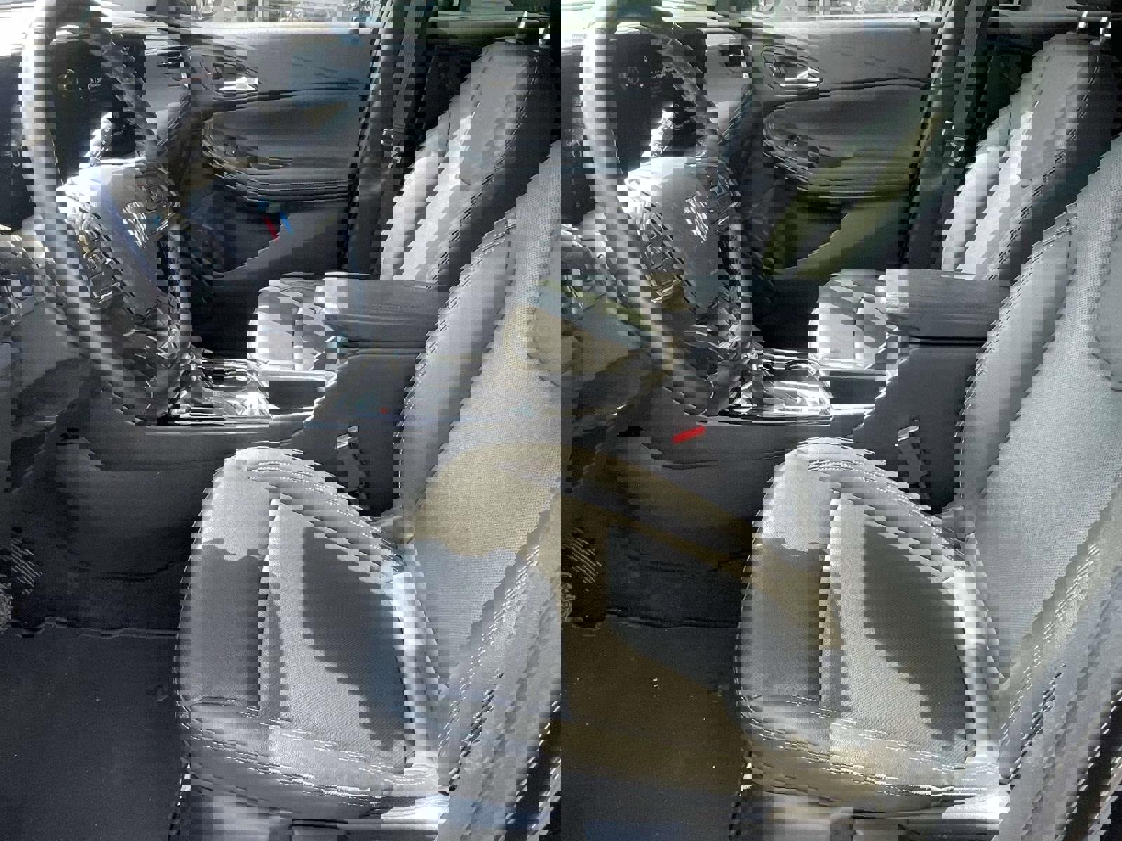 Used 2024 Buick Encore GX Sport Touring image 12