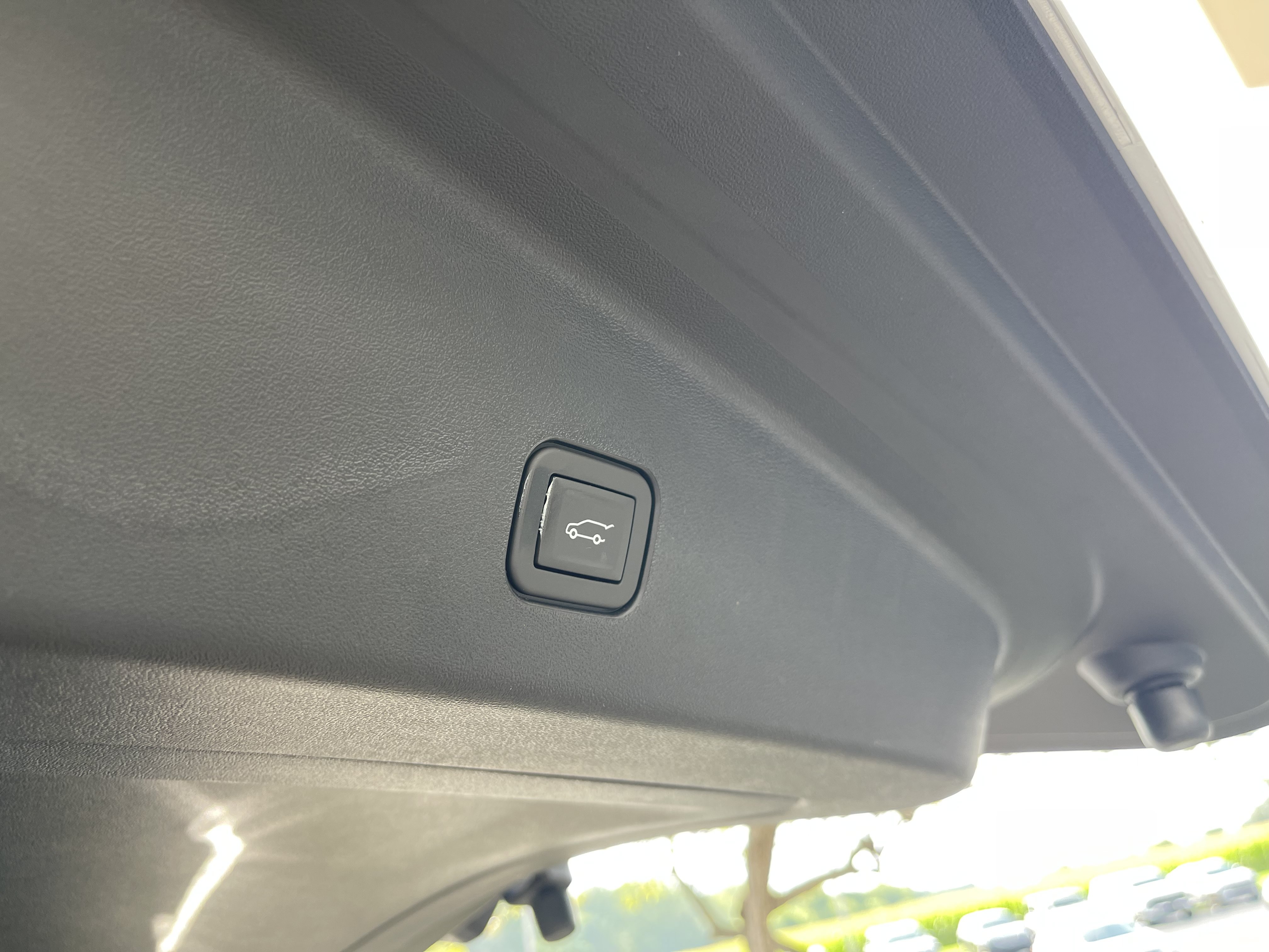 Used 2026 Cadillac Vistiq Sport w/ LPO, Floor Liner Package AWD/4WD image 9